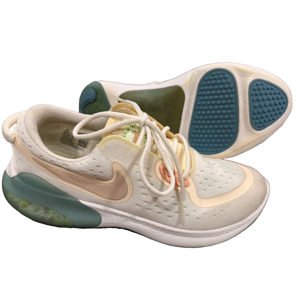 Nike Joyride Dual Run Sail Sneaker Women's size 7.5